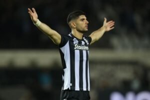 Οι απαιτήσεις της Βόλφσμπουργκ για Κουλιεράκη και το ποσοστό μεταπώλησης του ΠΑΟΚ